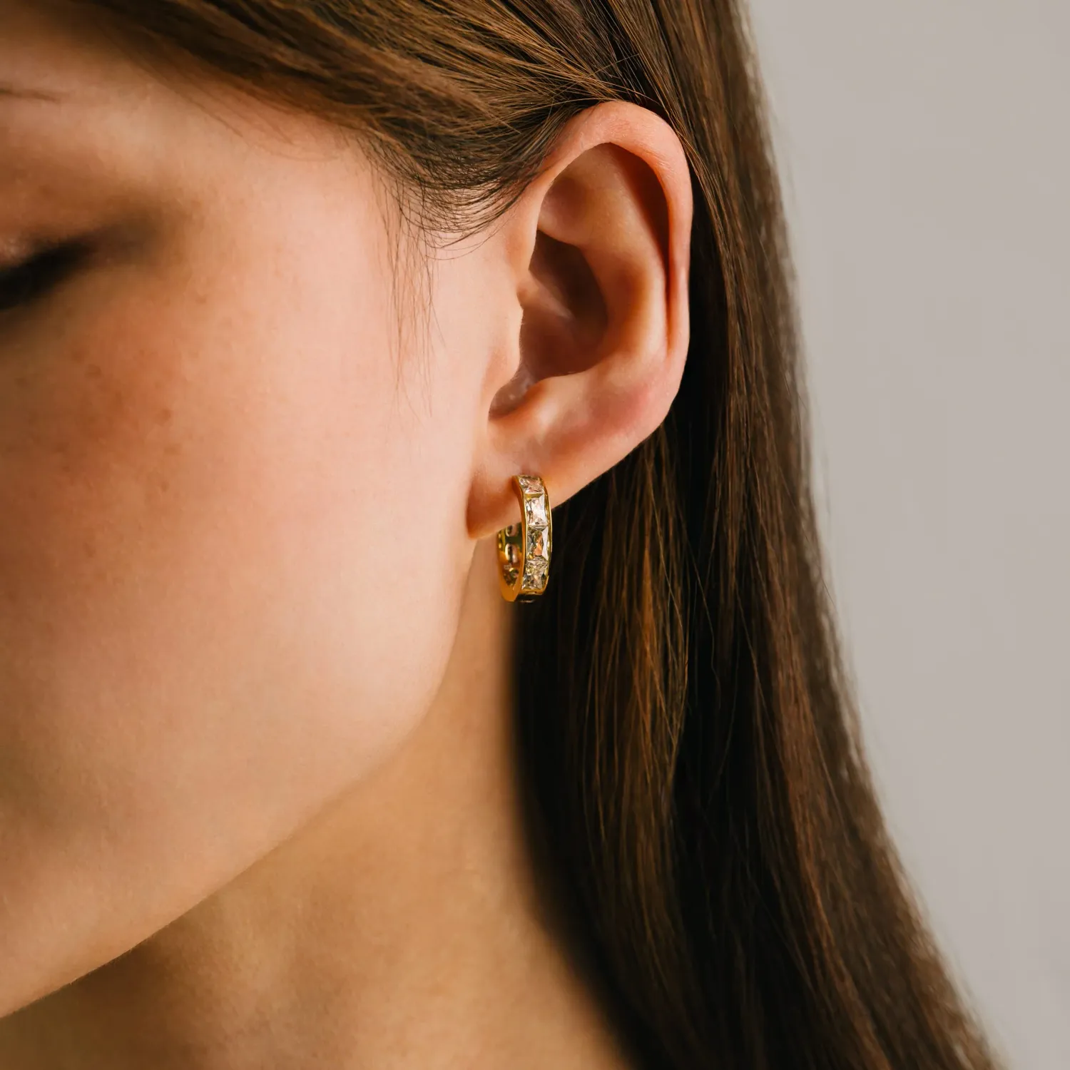 Lover's Tempo Waterproof 18mm Prism Hoop Earrings