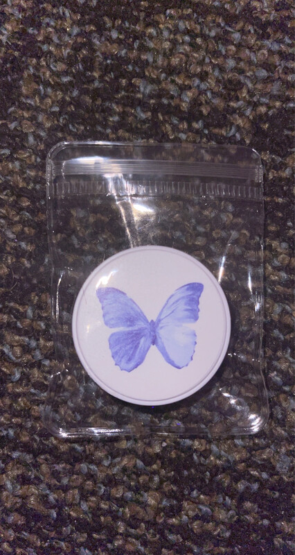 Pop Sockets!