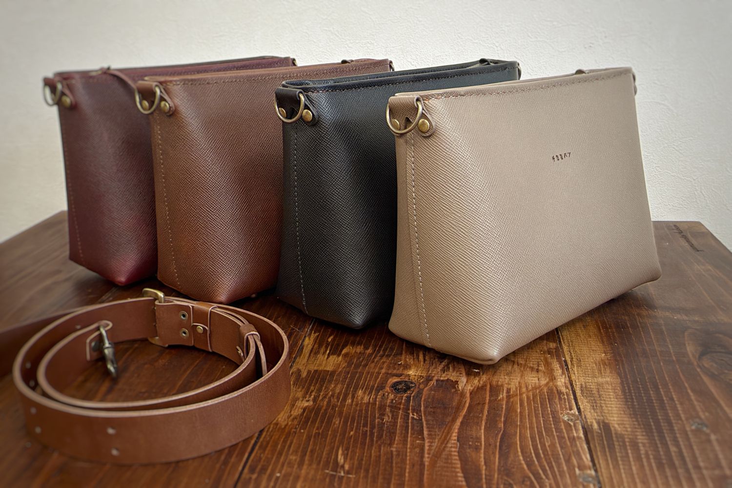 Trapeze shoulder bag（トラペーズショルダーバッグ）