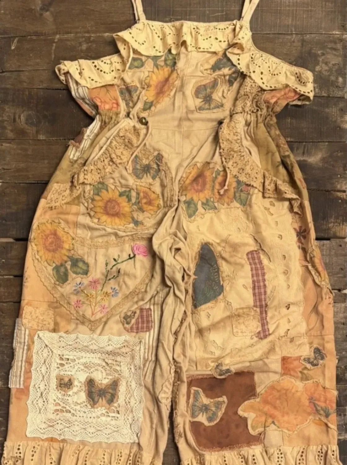 E Jaded gypsy floral meadows overalls