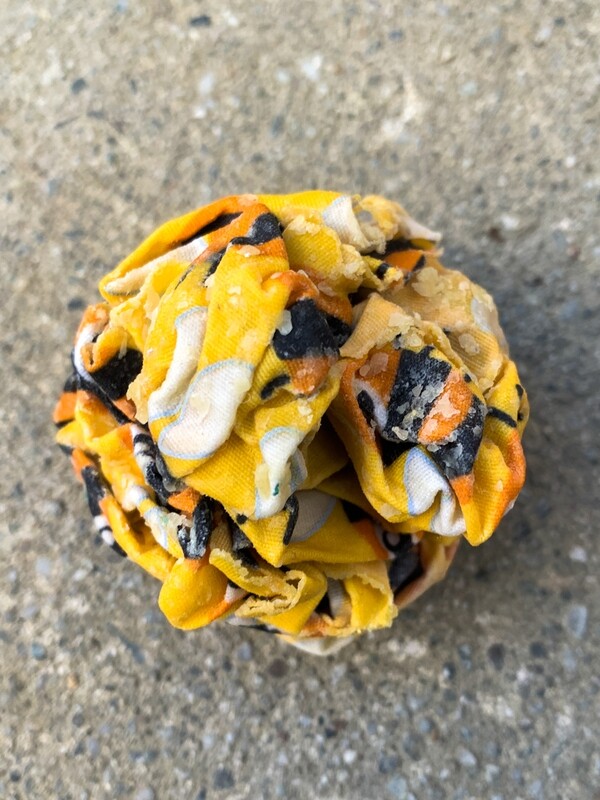 5 Beeswax Fire Starters