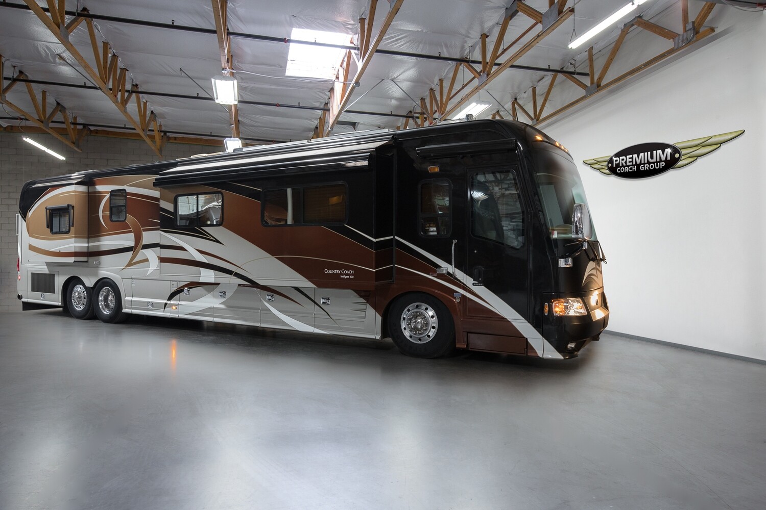 2009 COUNTRY COACH INTRIGUE 530 500HP