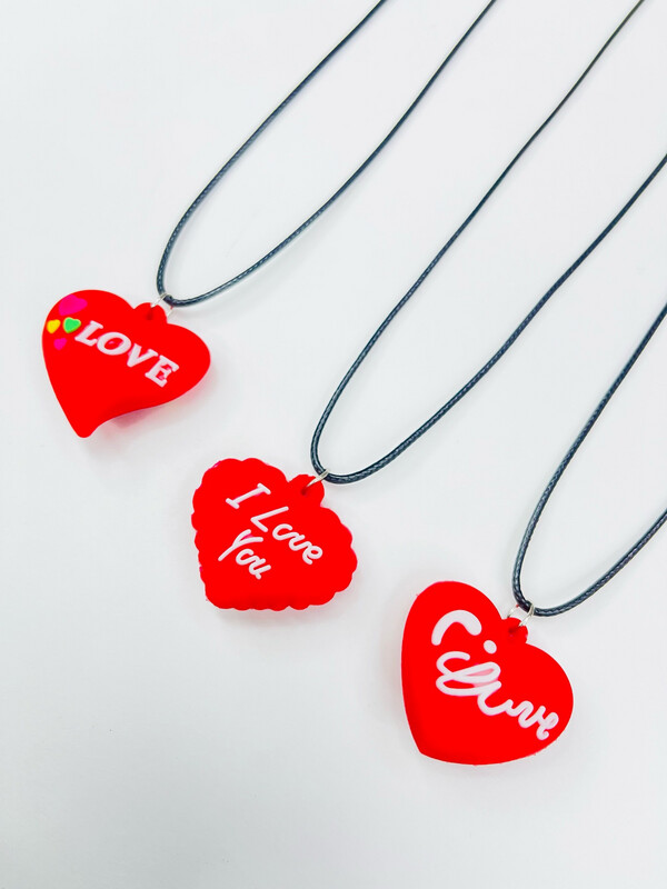 YNK-2222 Collares de Corazónes