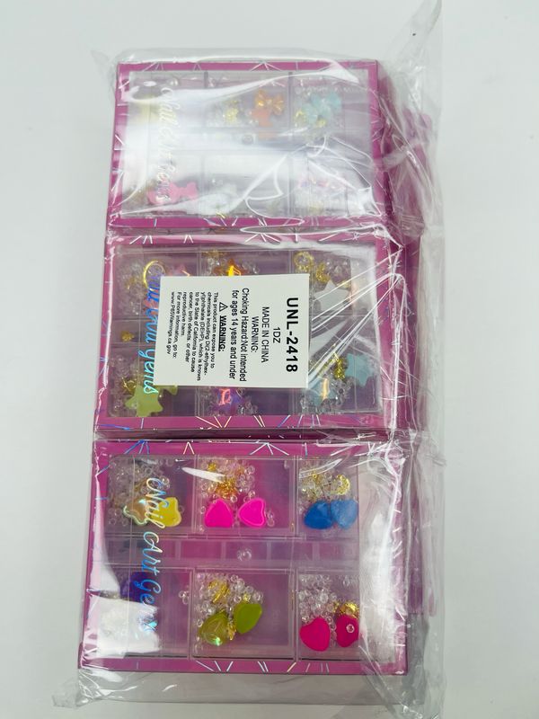 UNL-2418 NAIL ART GEMS 12 pcs