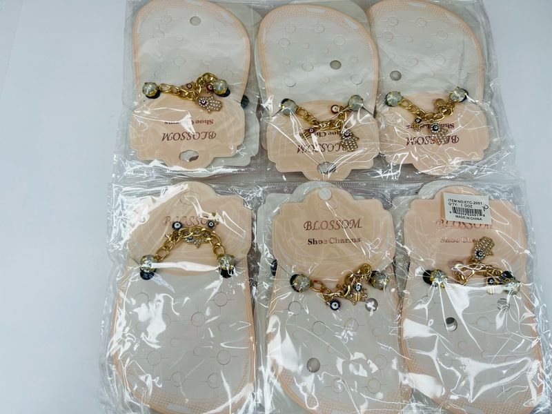 ETC-2051 CHARM de crocs