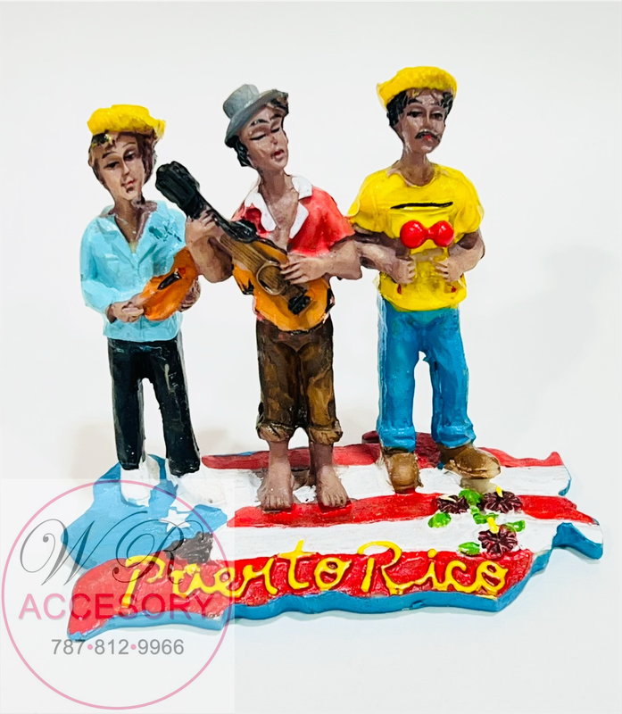 22680-8 Figura Tres Jíbaros 4”