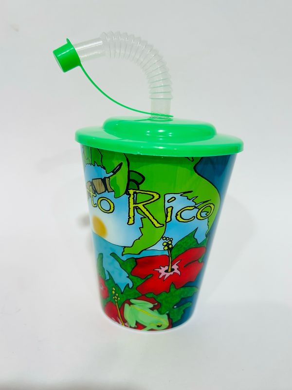 23185-7 Small plastic cup with lid &amp; straw green