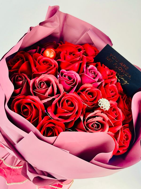 SLP-7292 flower bouquet red 1 pcs 