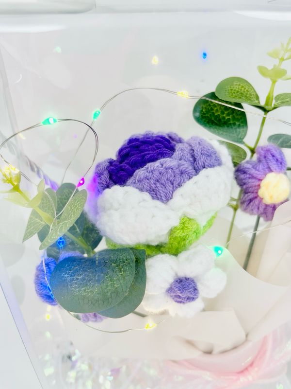 SLP-7439 Flower Bouquet Purple 1 pcs