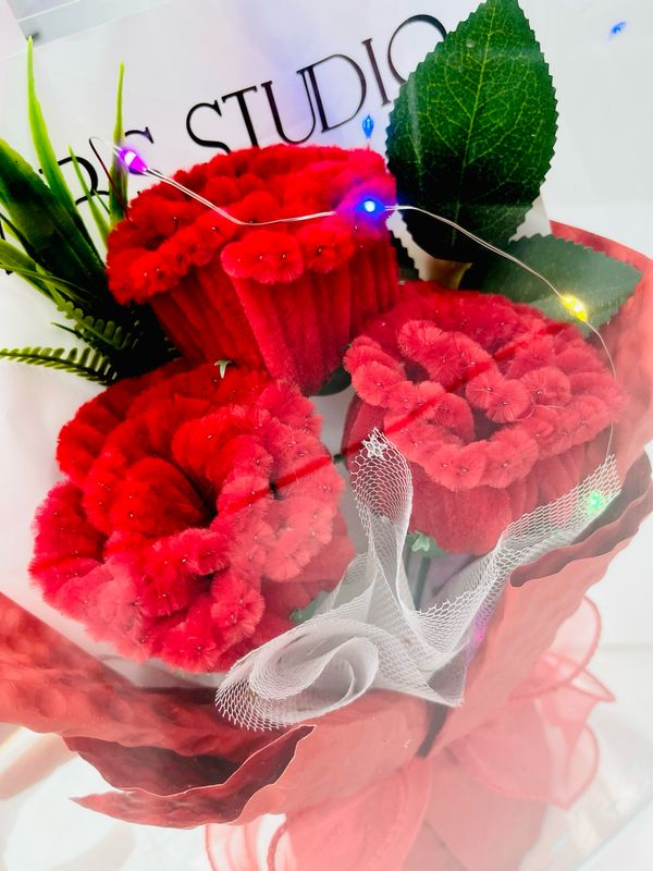 SLP-7577 Flower Bouquet Red 1 pcs