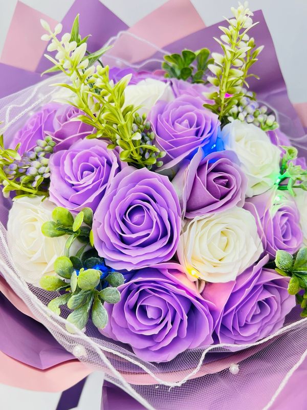 SLP-7587 Flower Bouquet Purple 1 pcs
