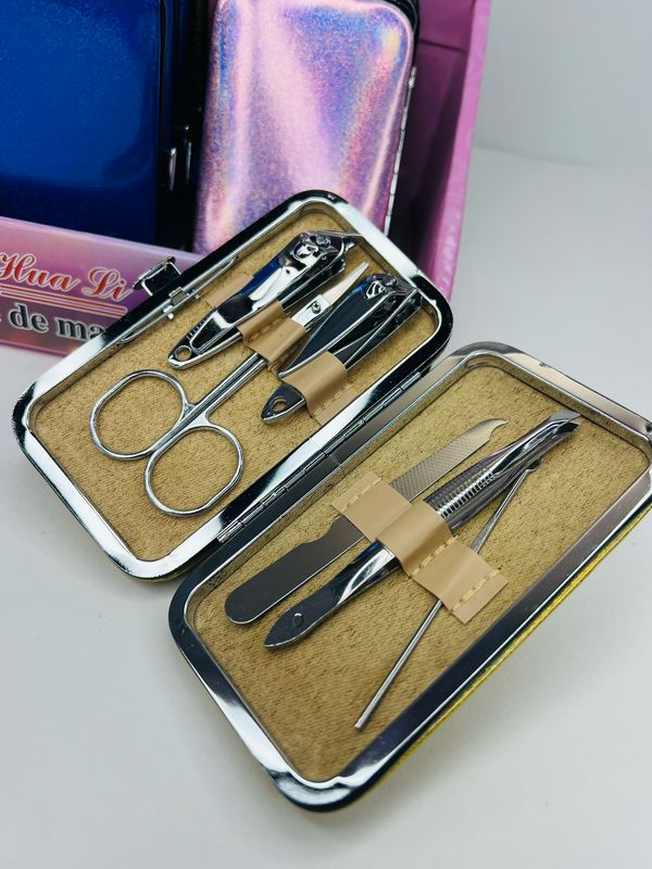PCOS9895 Manicure set 12Pcs 