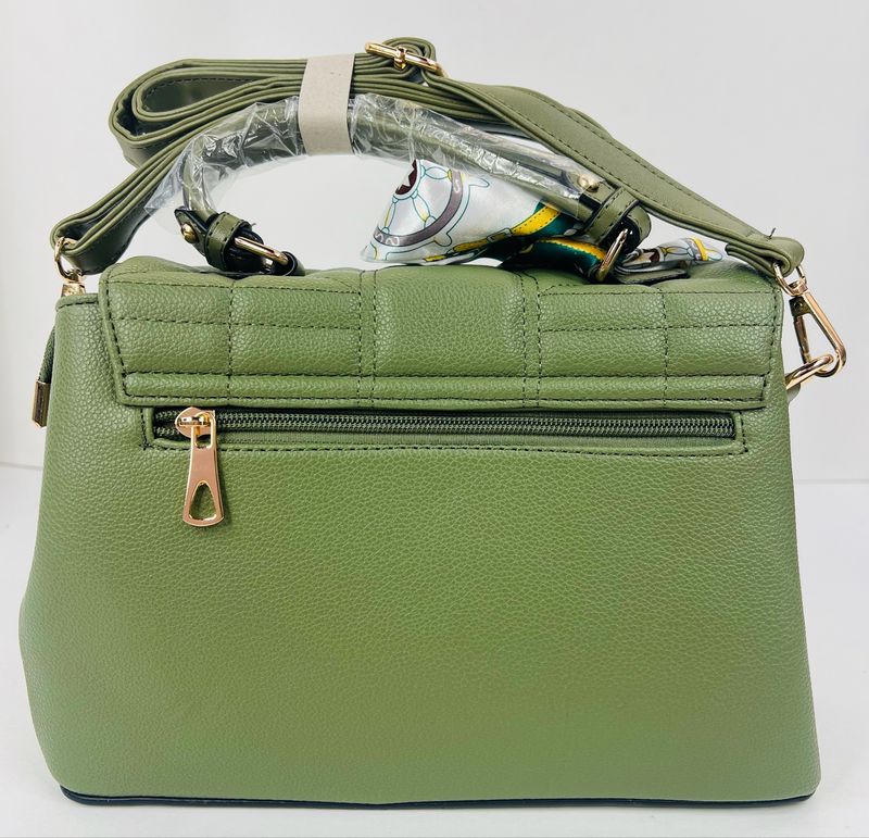 C2466 GN GREEN Cartera 