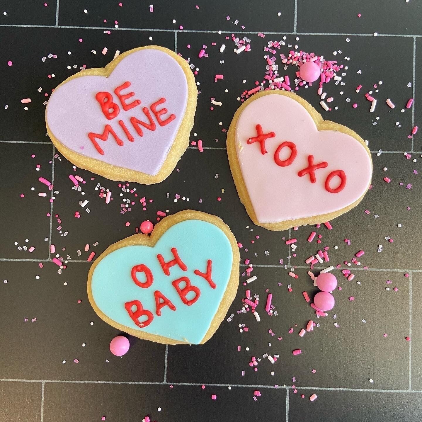 Valentine's Day 12 Piece Cookie Box