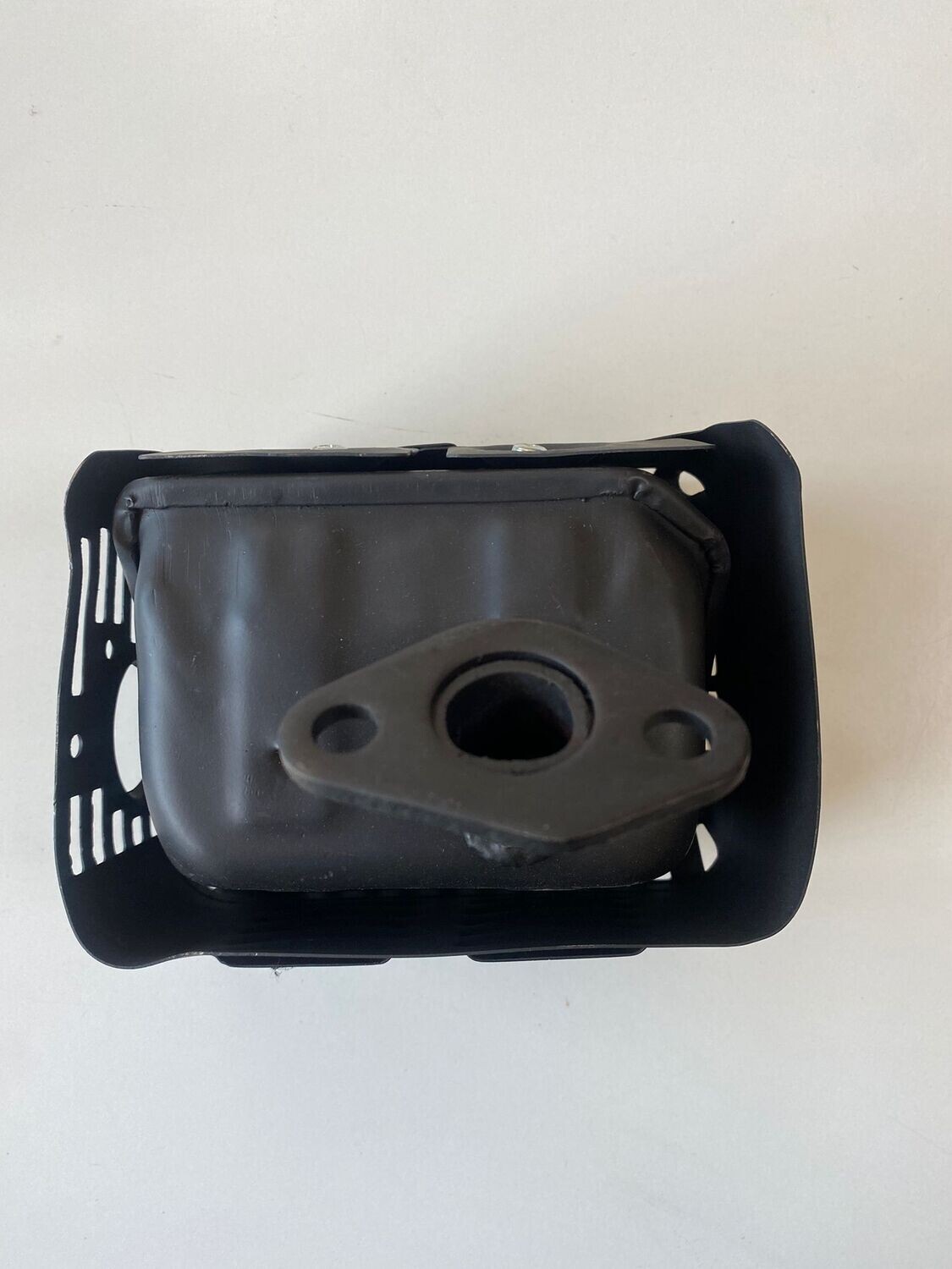 SISTEMA DE ESCAPE Y SILENCIADOR  MOTOR OHV PW390