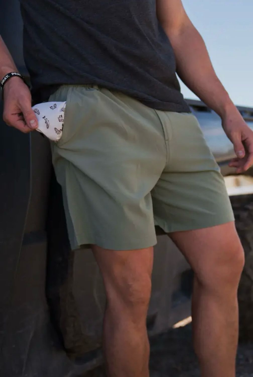 Fish Toss Pocket Shorts