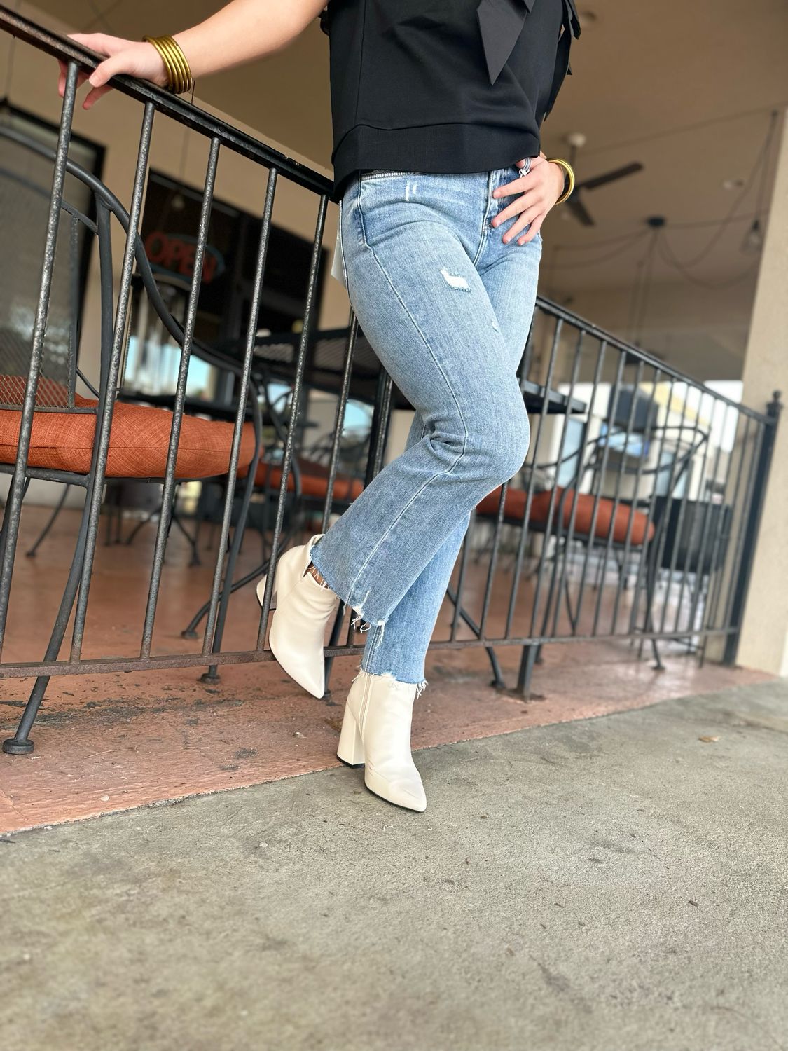 Cali Kiss High Rise Kick Flare