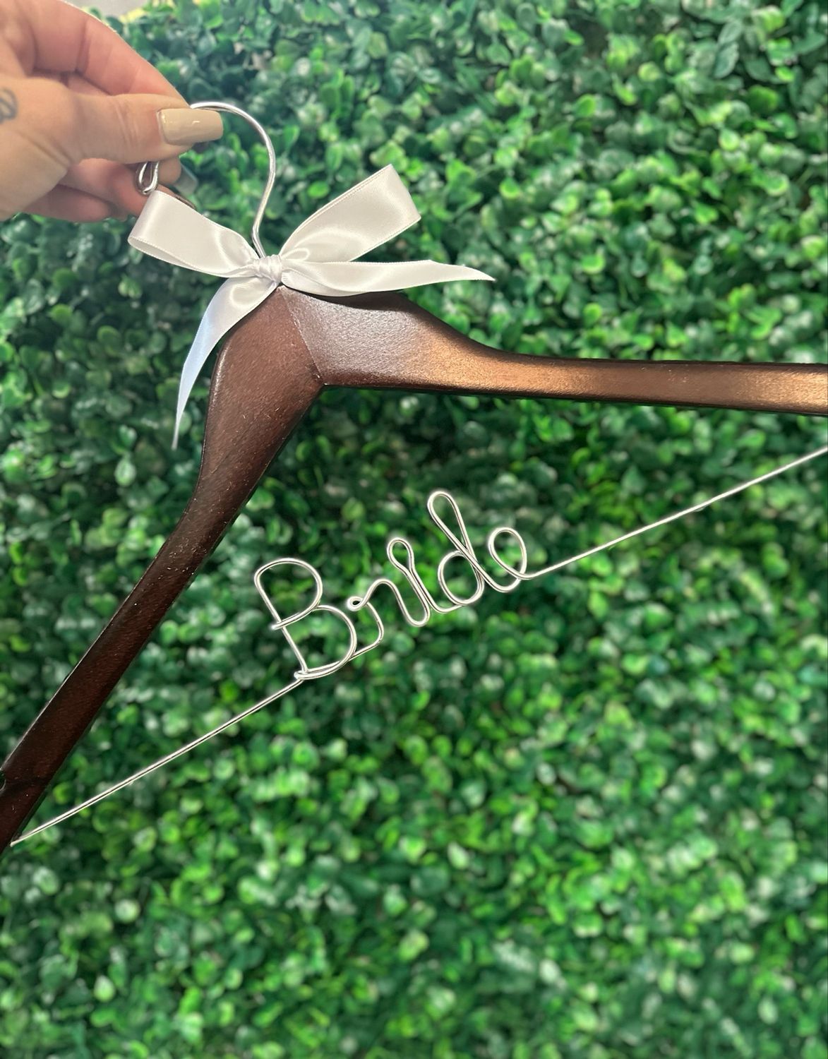 Bride/Groom Hanger