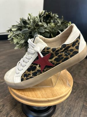 Leopard Dream Sneaks