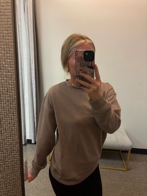 Scuba Round Neck Sweatshirts