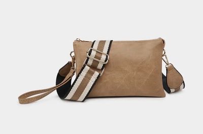 Izzy Crossbody