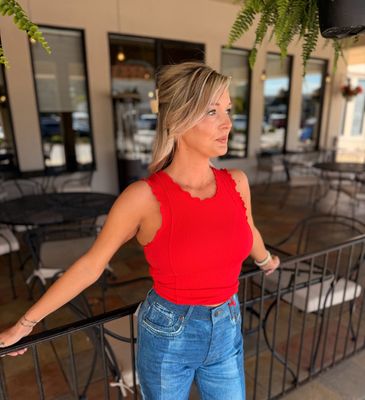 Lettuce Hem Casual Fitted Top