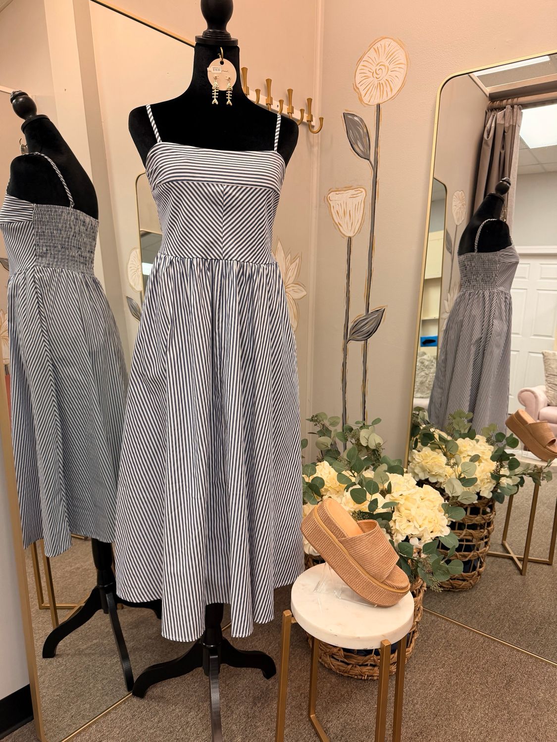 Classic with a Twist Midi