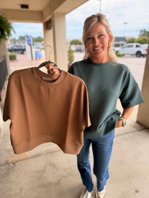 Ribbed Round Neck Top