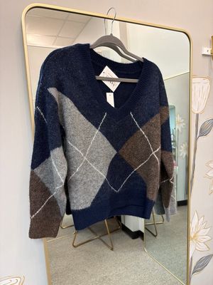 Diamonds are a Girls BFF Sweater