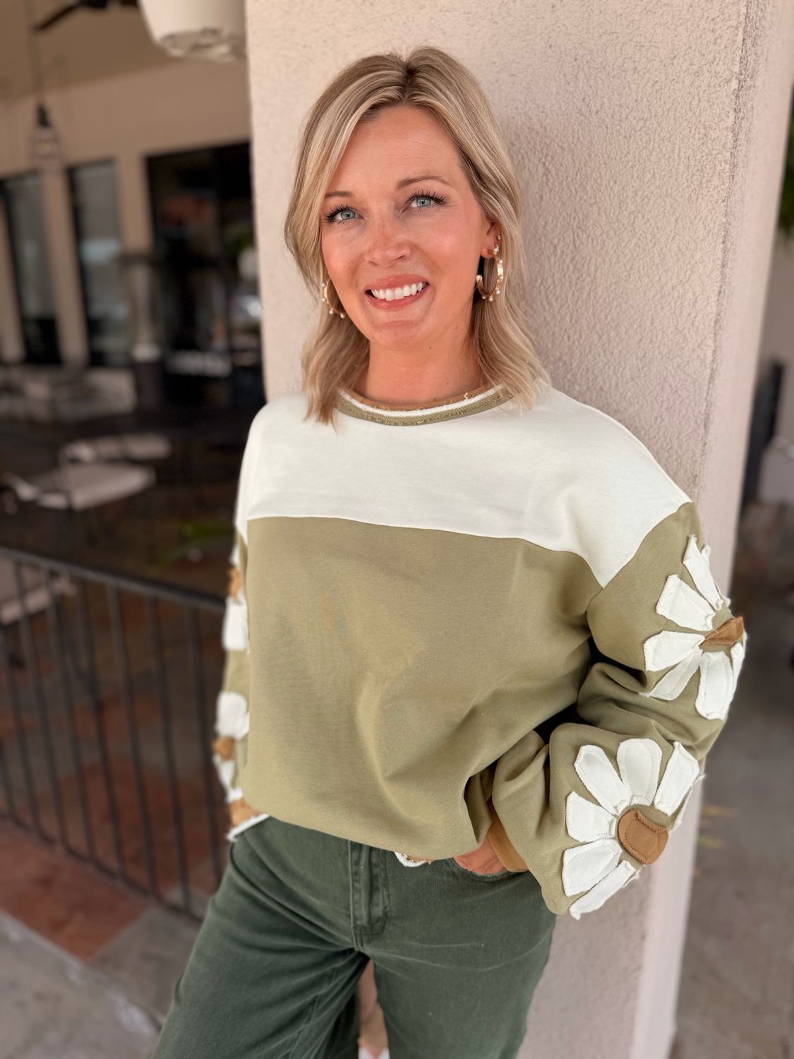 Color block Daisy Top