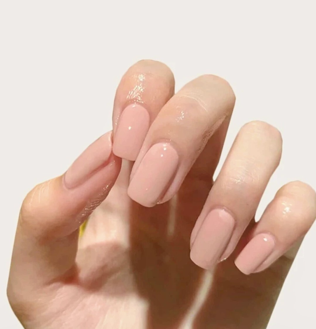 On the Glow - Sweet Peach (Medium Square) 