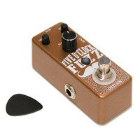Outlaw Effects "Five O'Clock" Fuzz Pedal
Cascading Sustain, Crisp Attack & Subtle Compression