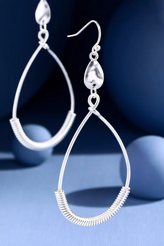 Teardrop Coil Ear