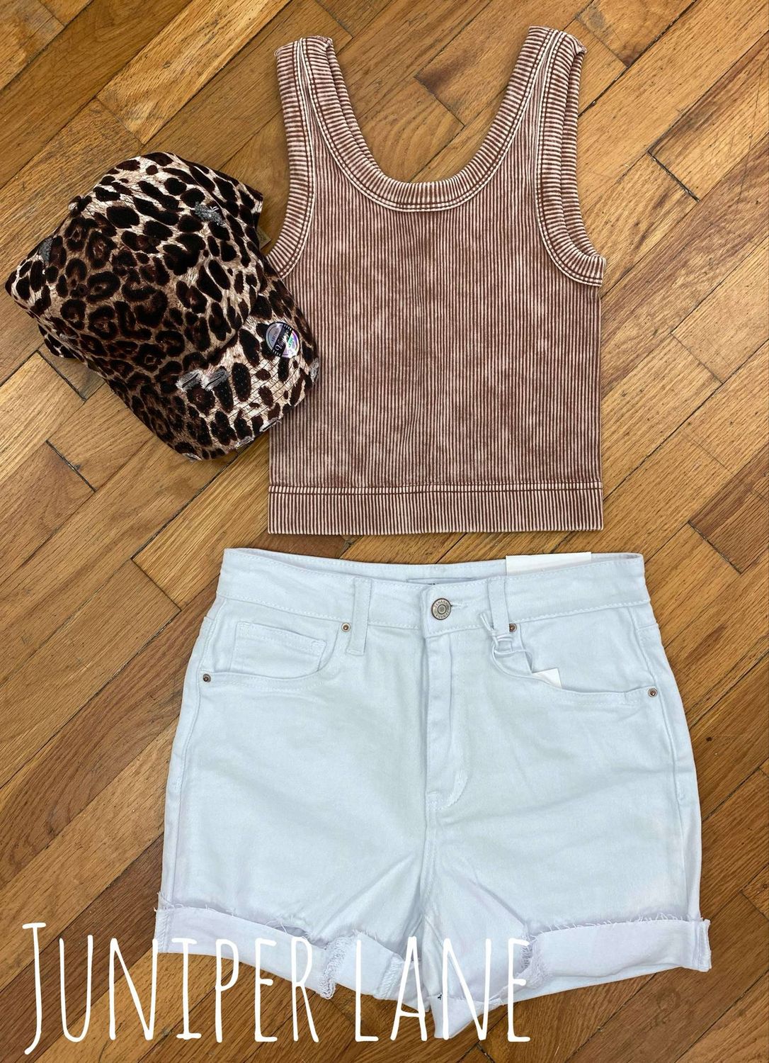 Z White Shorts