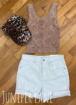 Z White Shorts