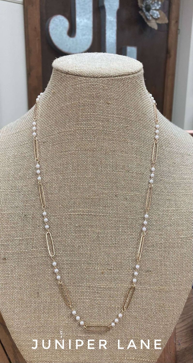 36&quot; Paper Clip Pearls