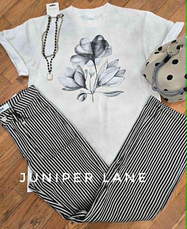 Floral B/W Tee Floral B/W Tee