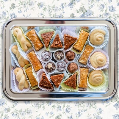 Sweet Tray (24pcs) Sweet Tray (24pcs)