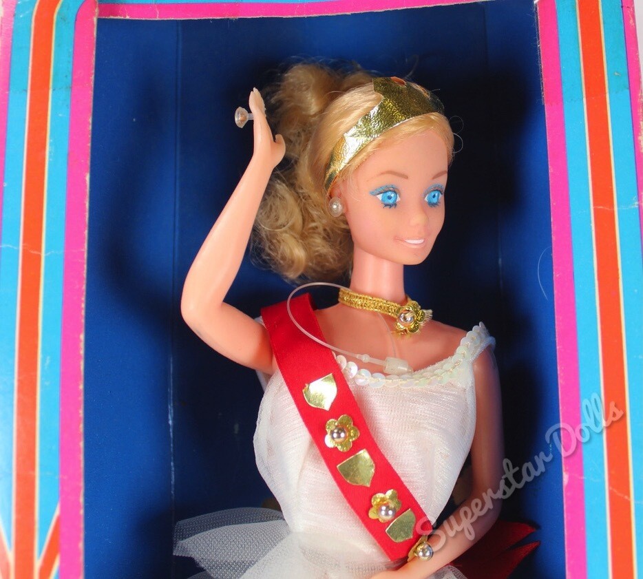 1979 Royal England Barbie Doll