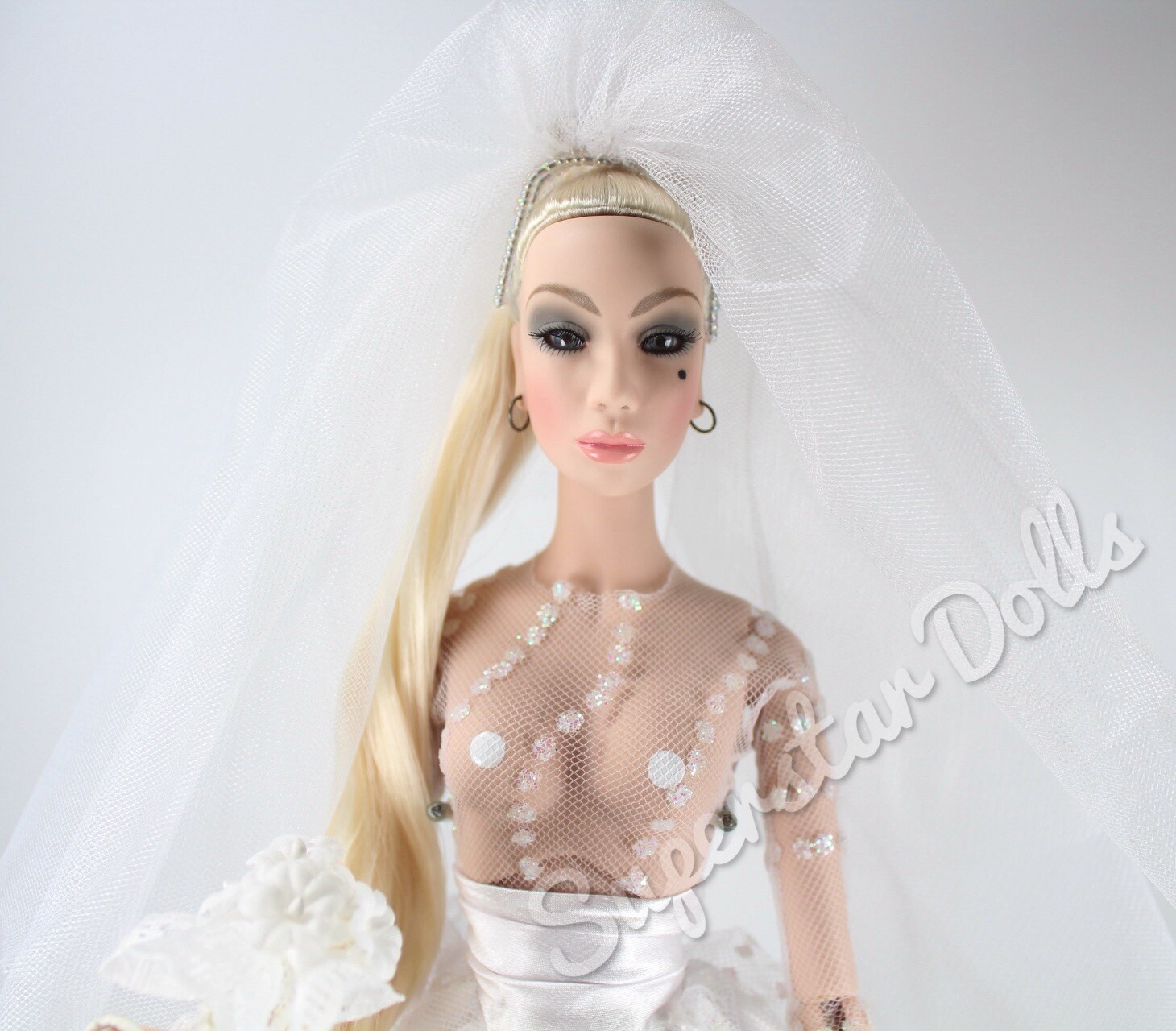 2009 Superdoll London: The Sybarites INNOQUII "The Bride" 14.5" DE-BOXED Porcelain Dressed Fashion Doll