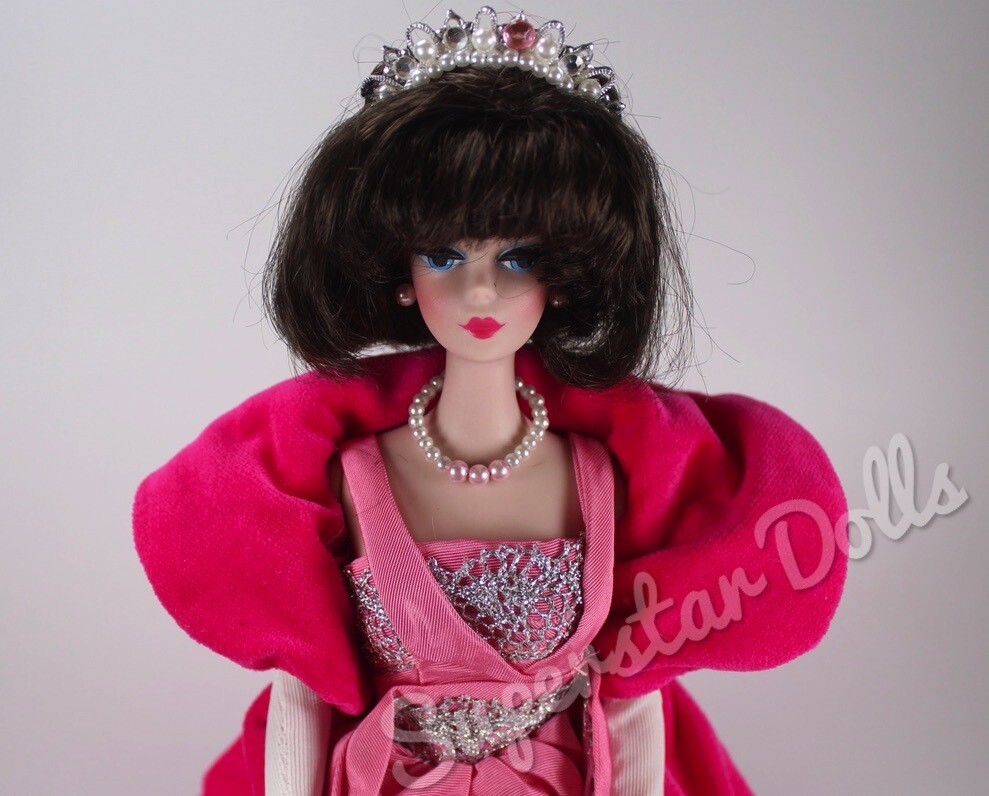 1990 Limited Edition: 1965 Sophisticated Lady Porcelain DE-BOXED Barbie Doll