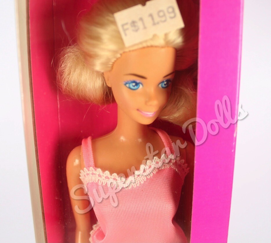 1989 Fun-To-Dress Barbie Doll
