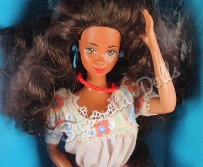1988 Mexican Barbie Doll from the Dolls of the World Collection