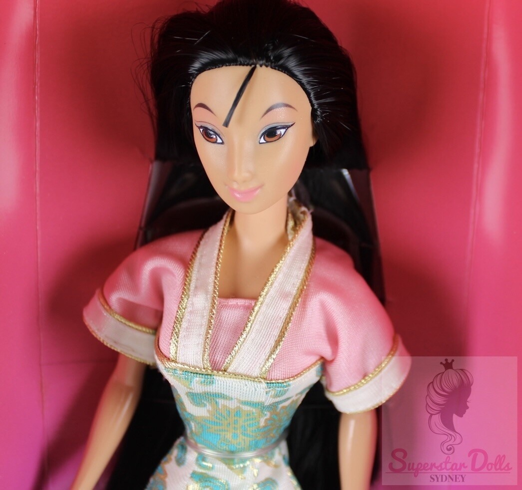 1998 Disney Satiny Shimmer Mulan Doll By Mattel