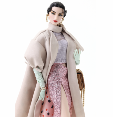 2022 Integrity Toys: Fashion Royalty Glamour Coated
Elyse Jolie Dressed Doll