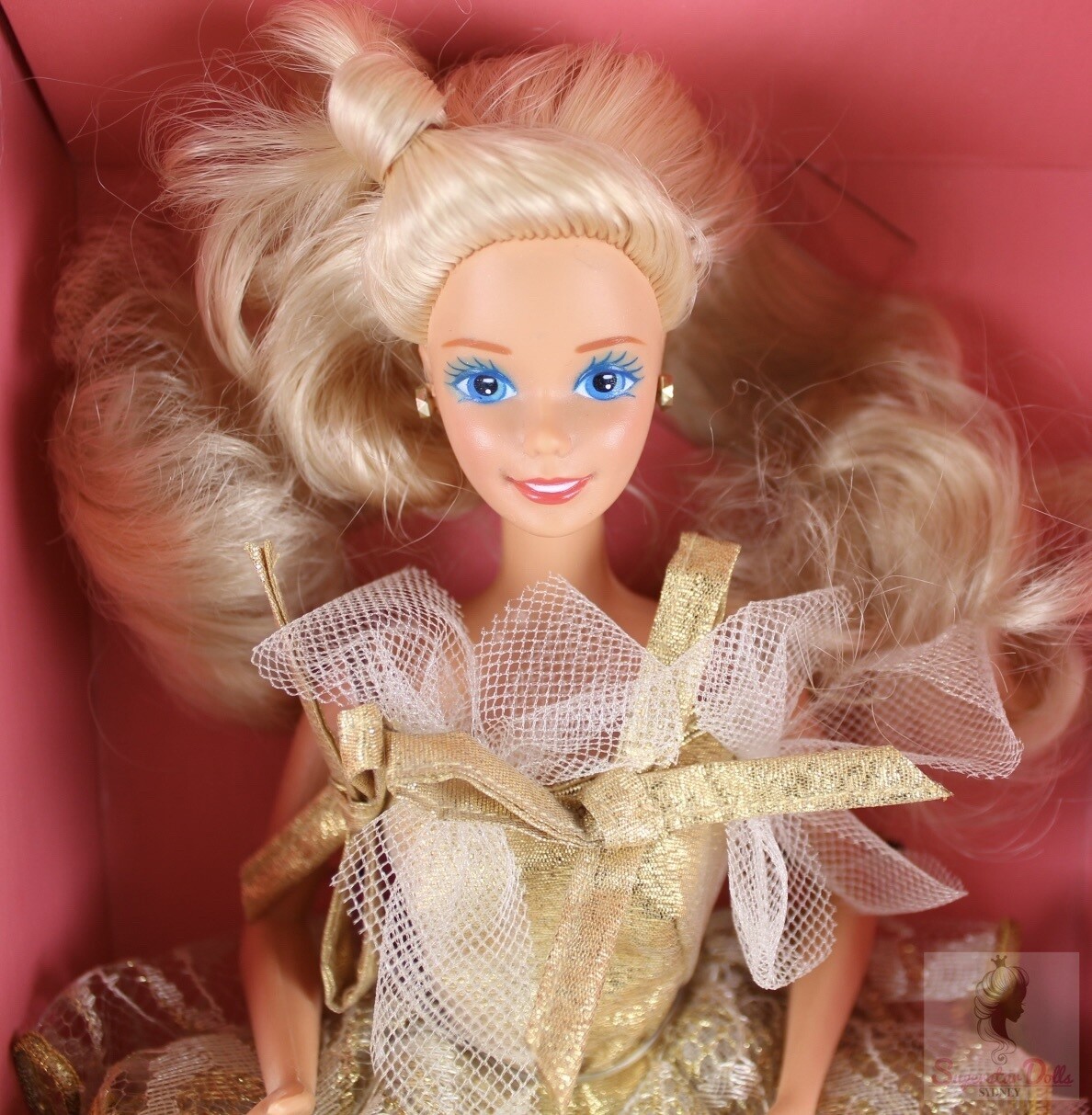 1989 Golden Greetings Barbie Doll