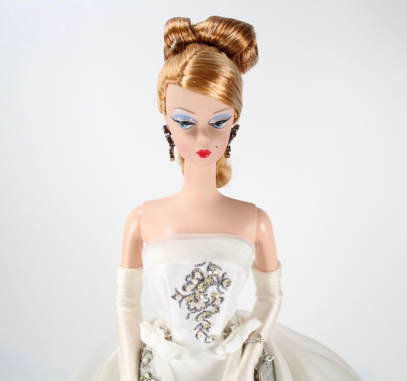 2003 Gold Label: &quot;Joyeux&quot; Silkstone DE-BOXED Barbie Doll From The Barbie Fashion Model Collection