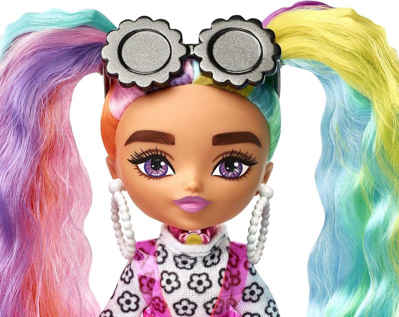 2021 Barbie Extra Minis Doll #6