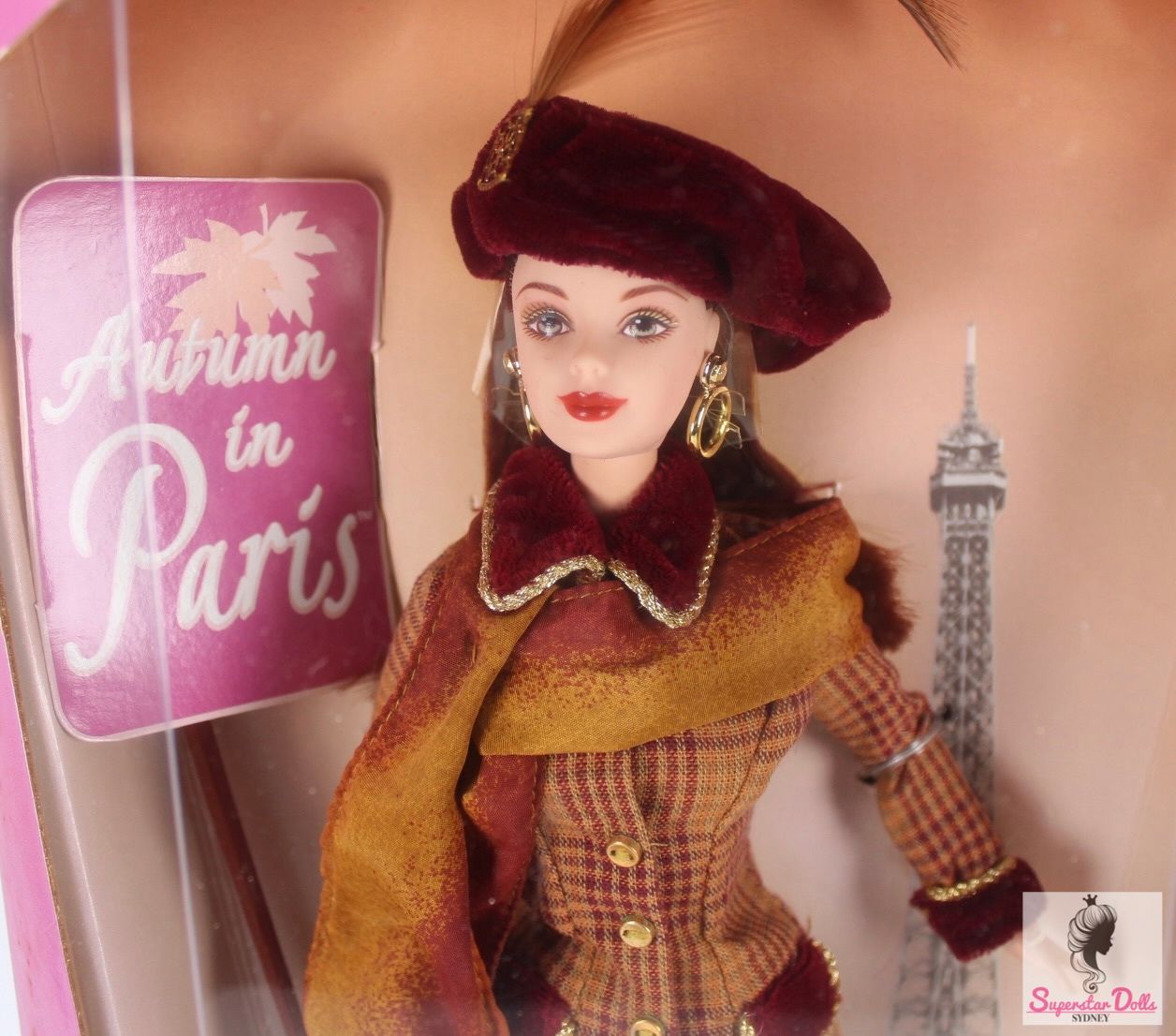 1997 Collector Edition: &quot;Autumn in Paris&quot; Barbie Doll from the City Seasons Collection