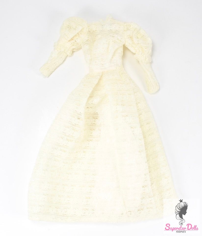 1978 &quot;Beautiful Bride&quot; Barbie Doll Gown